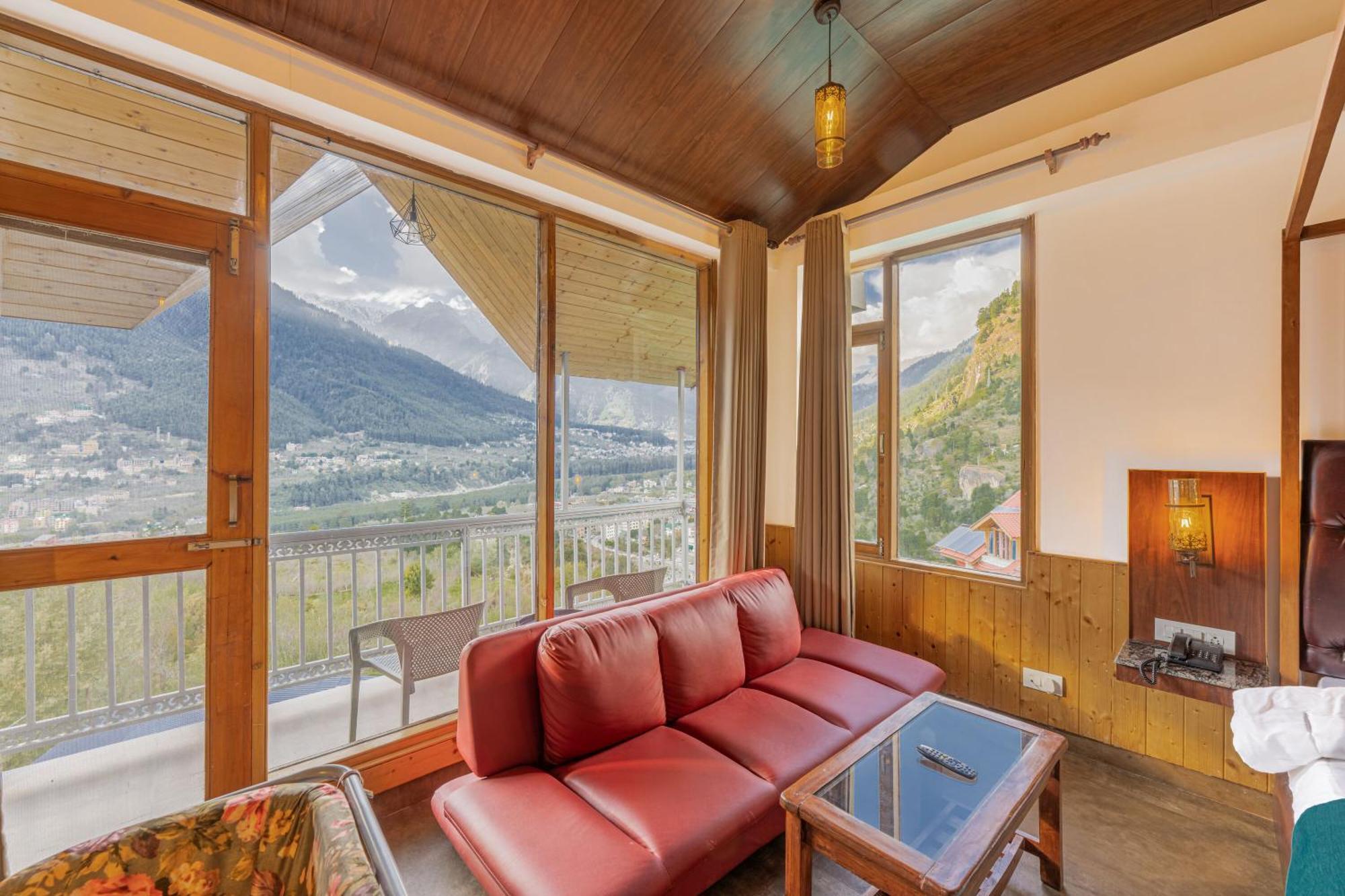 Echor Himalayan Heights Manali Hotel ภายนอก รูปภาพ