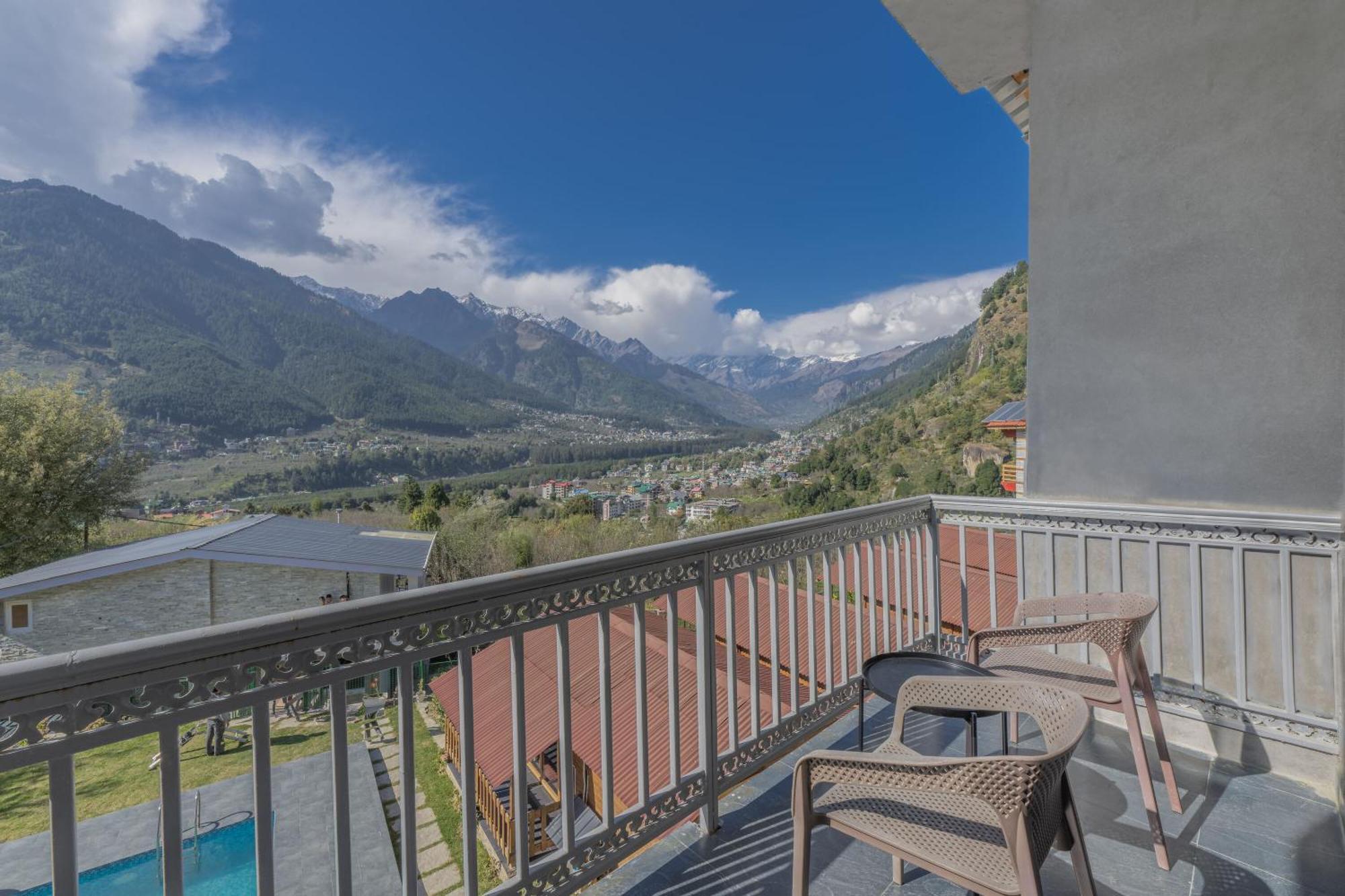 Echor Himalayan Heights Manali Hotel ภายนอก รูปภาพ