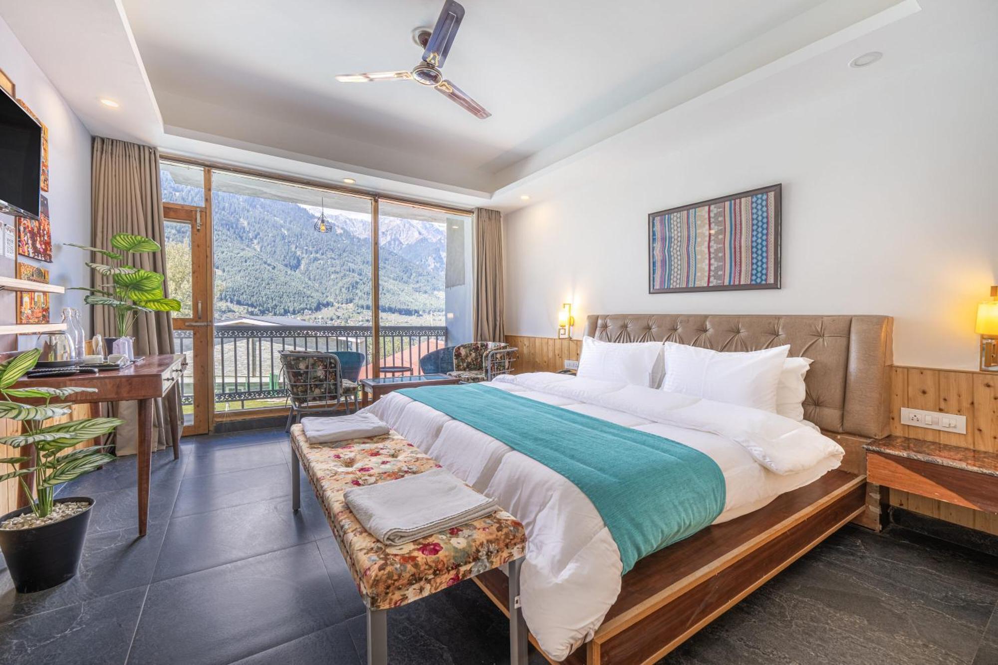 Echor Himalayan Heights Manali Hotel ภายนอก รูปภาพ