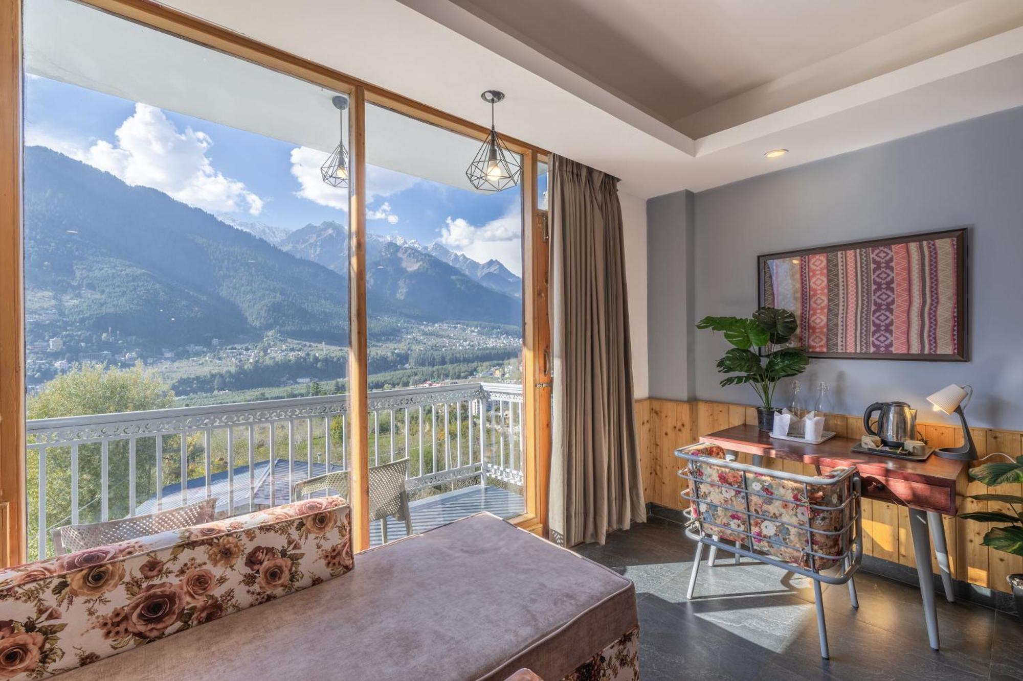 Echor Himalayan Heights Manali Hotel ภายนอก รูปภาพ