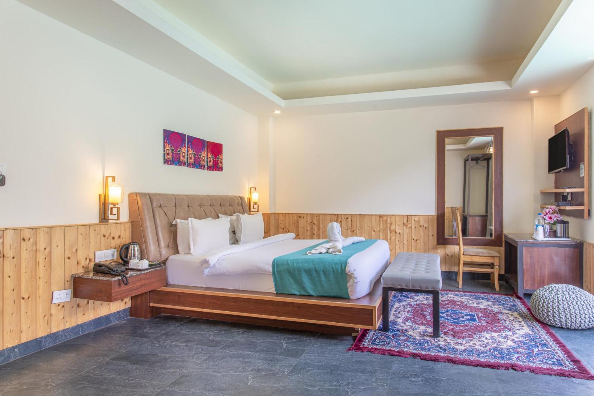 Echor Himalayan Heights Manali Hotel ภายนอก รูปภาพ
