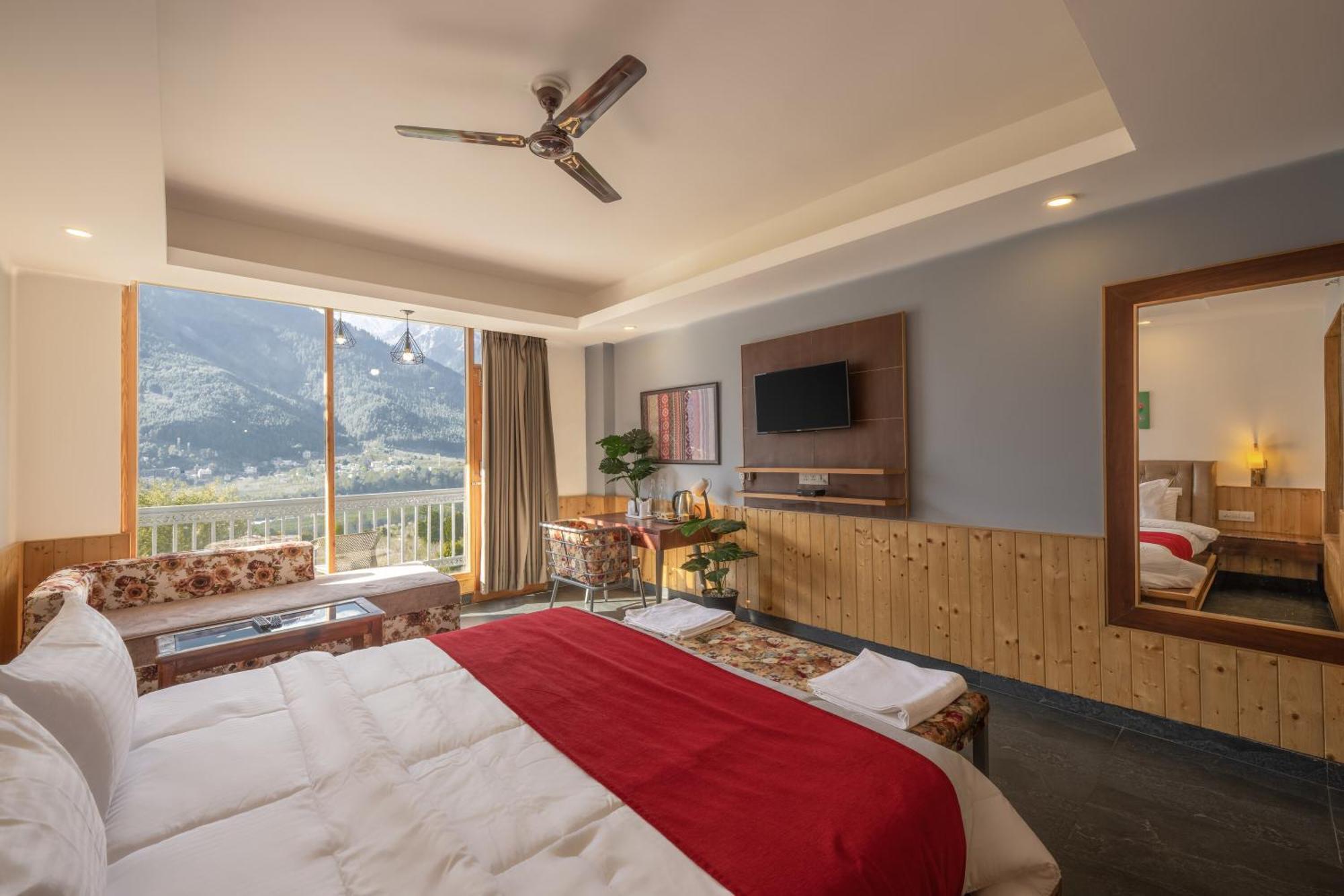 Echor Himalayan Heights Manali Hotel ภายนอก รูปภาพ