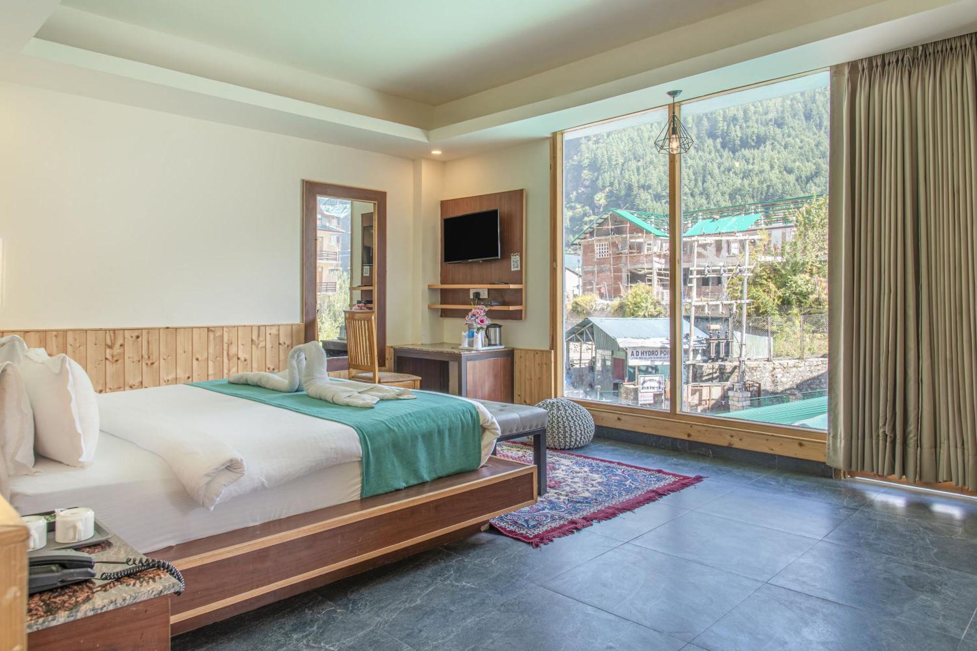 Echor Himalayan Heights Manali Hotel ภายนอก รูปภาพ