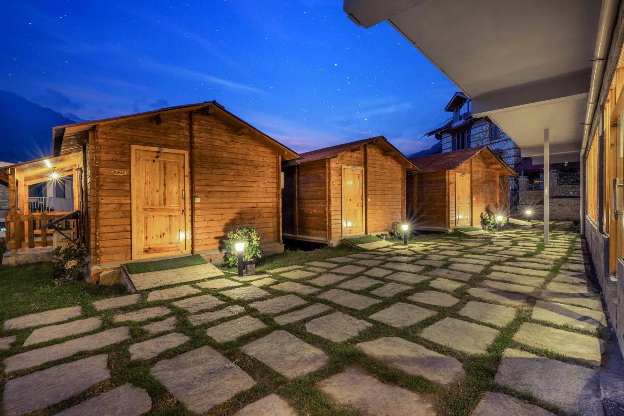 Echor Himalayan Heights Manali Hotel ภายนอก รูปภาพ