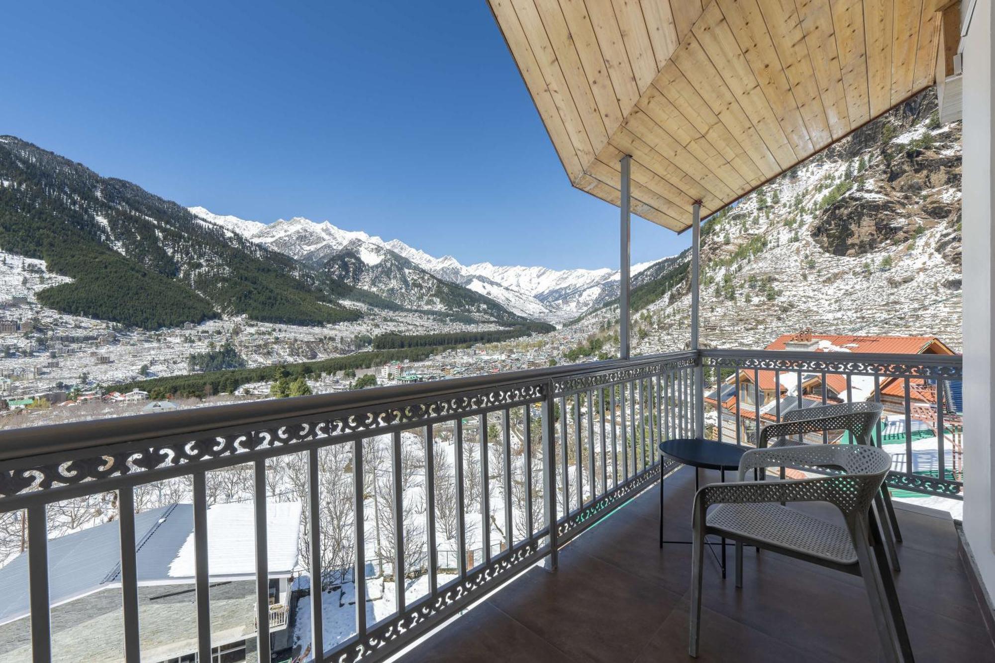 Echor Himalayan Heights Manali Hotel ภายนอก รูปภาพ