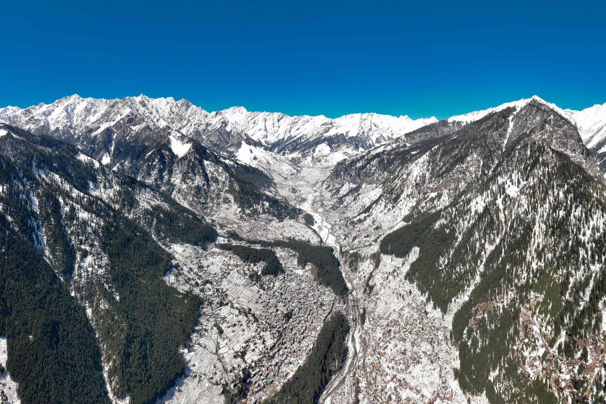 Echor Himalayan Heights Manali Hotel ภายนอก รูปภาพ