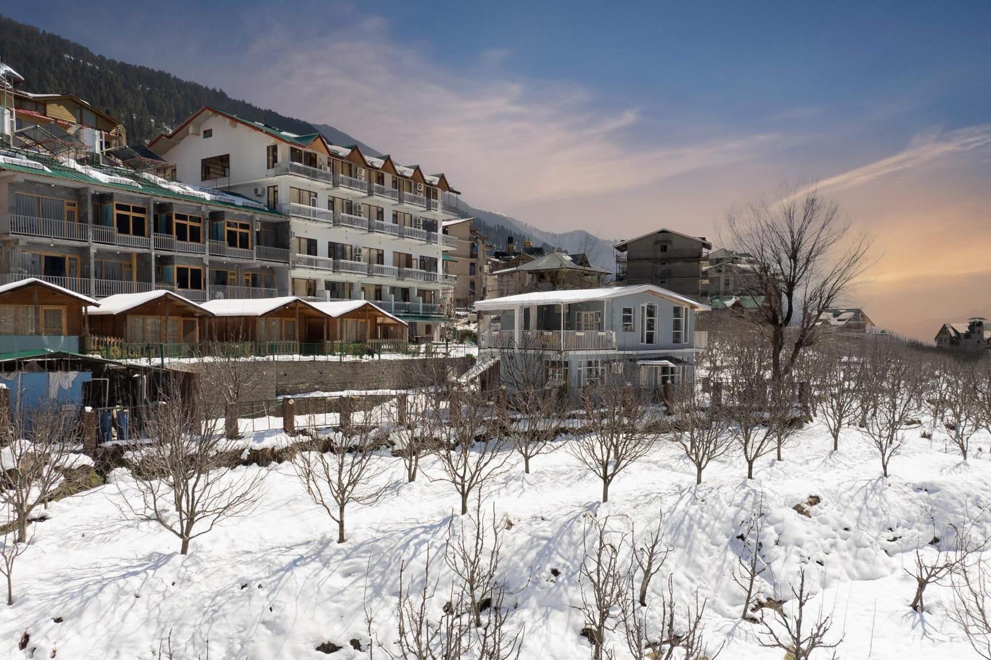 Echor Himalayan Heights Manali Hotel ภายนอก รูปภาพ